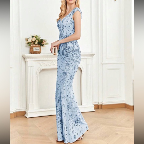 Luxe V neck sequin formal evening party dress - Picture 4 of 7